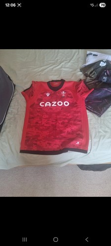 Wales rugby players training - wales,
