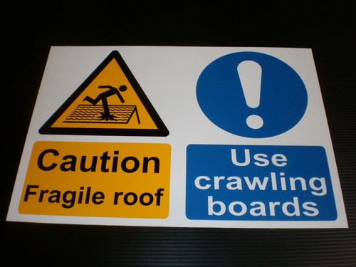 Caution fragile roof - fragile, /