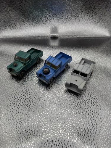 Diecast land rovers - land,