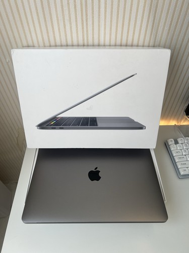 Apple macbook pro a2159 - 13",