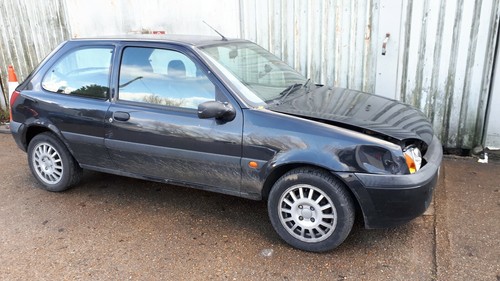 Ford fiesta black special - black,