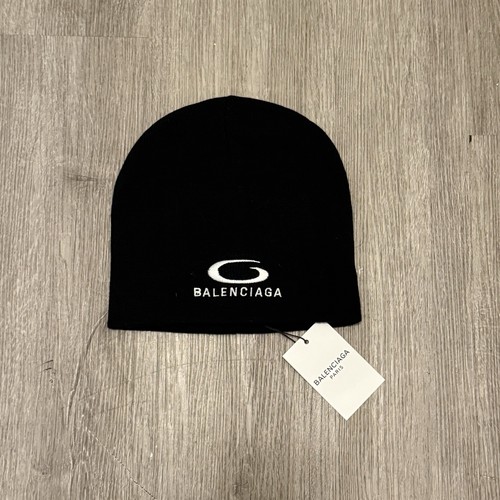 Balenciaga black beanie - balenciaga,