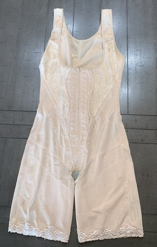 Beige floral lace long - c2, leg