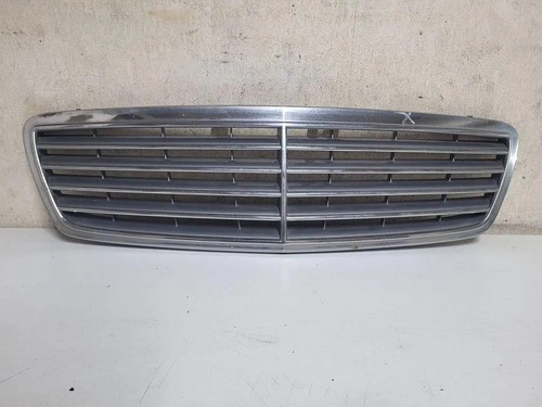 Mercedes benz w203 - w203, grilles