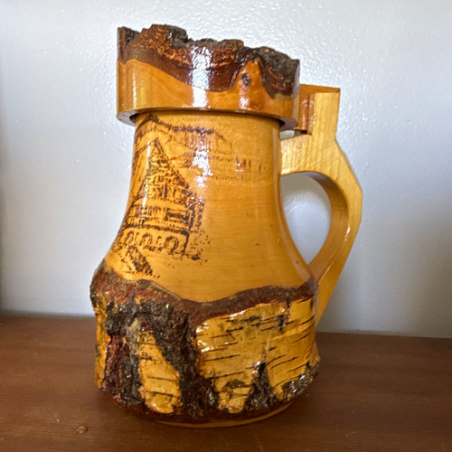 Wooden beer stein - hinged, lid