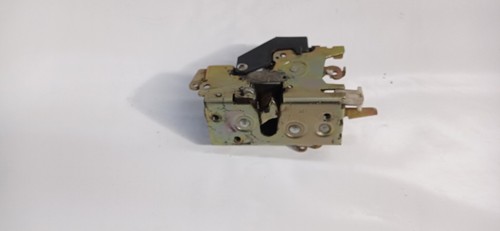 Front right door lock - right, 115103