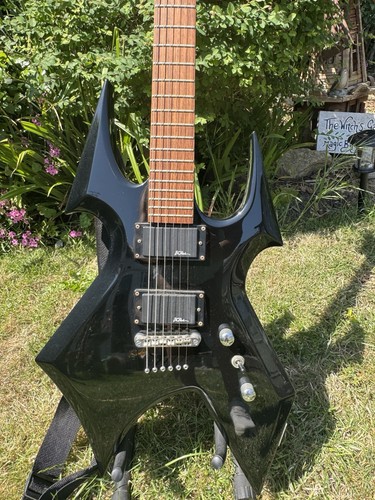 Warbeast electric guitar - warbeast,
