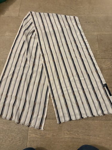 Gucci pure silk scarf new - gucci, ,