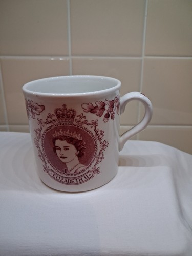 Queen elizabeth coronation - elizabeth, ii