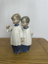 Nao Lladro Choir Boys