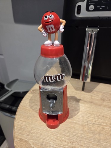 Sweet dispenser empty from - sweet,