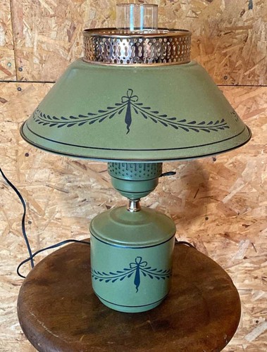 Vtg tole toleware - toleware, 16.5”