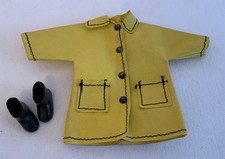 VINTAGE 1966 PEDIGREE SINDY SISTER PATCH DOLL YELLOW SOU'WESTER & BLACK BOOTS