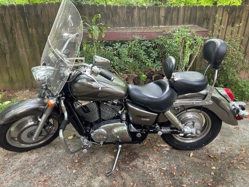 2006 honda shadow - honda,