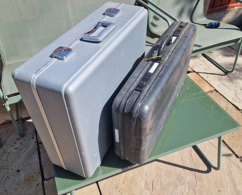 Protective flight carry - protective,