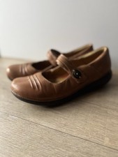 Clarks Women’s Leather Mary