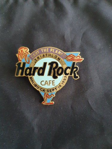 Hard rock cafe pin 1993 - rock,