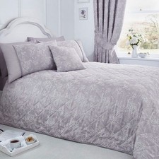 Serene Jasmine Floral Weave