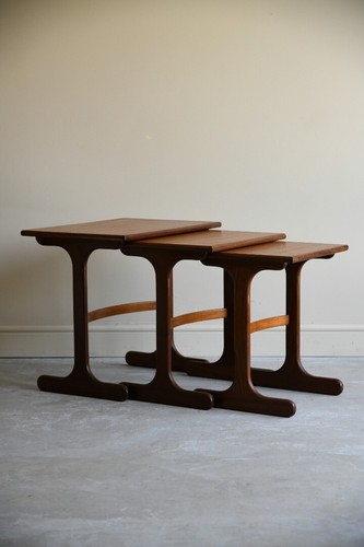 Retro graduated nest - g, plan