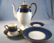 Vintage Wedgwood Coffee Pot, 2