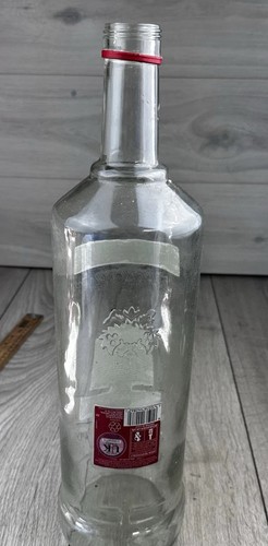 Smirnoff vodka large - vodka, empty