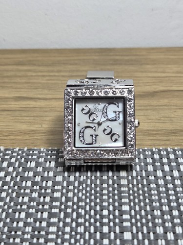 Guess ladies silver crystal - gc,