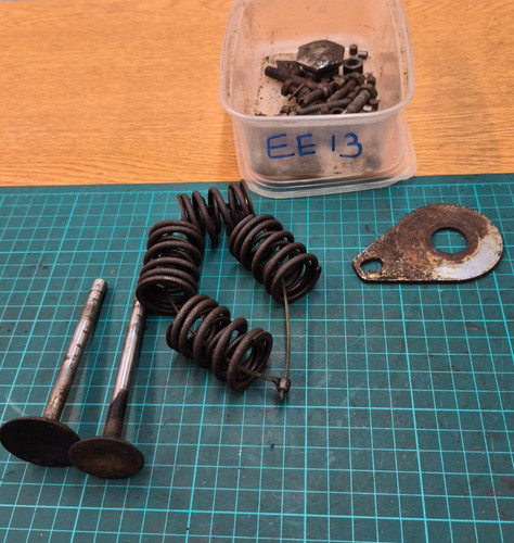 Joblot off bsa valves - bsa,