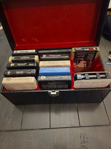 Lot track tapes - 8, untested
