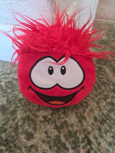 Disney club penguin - red, puffle