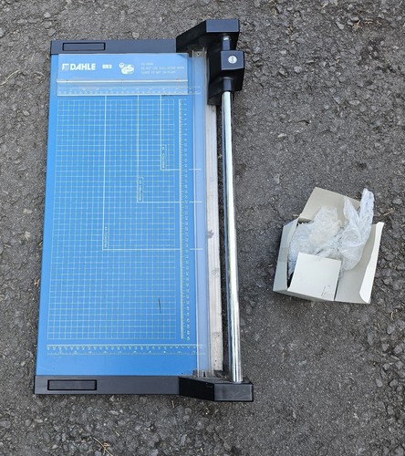 Dahle 552 paper trimmer - trimmer, blue