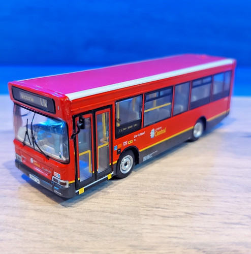 Cmnl ukbus 3006 dennis - 3006,
