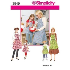 SIMPLICITY 3949 APRONS Childs