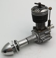 ED Hunter vintage diesel model aircraft engine