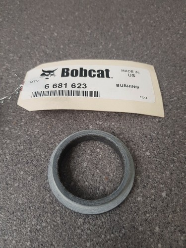 Bobcat bushing 6681623 - bobcat,