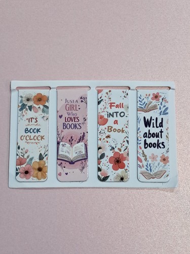 Magnetic bookmarks book - 4,