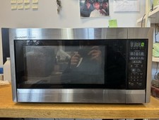 Sharp - Carousel 1.3 Cu. Ft