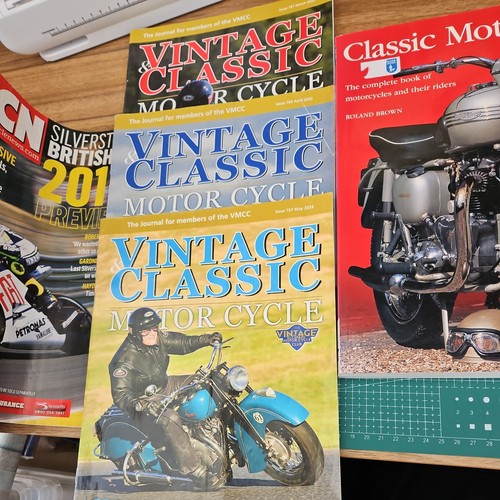 Book classic motorcycles by - book,
