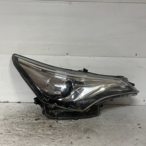Toyota avensis t270 front - avensis,