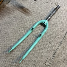 26" Rigid Fork 1 1/8" Steel Mountain Bike