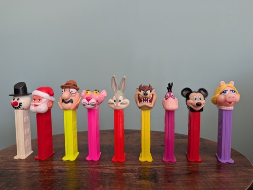 Pez dispensers vintage - pez,