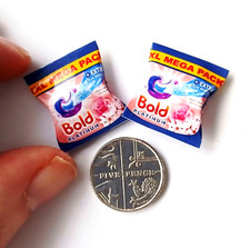 DOLLS HOUSE MINIATURE 1:12 * 2