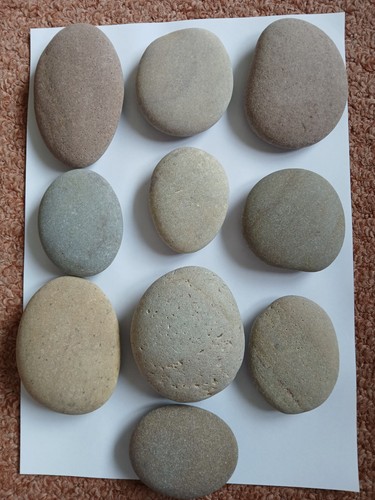 Smooth pebbles for - 10,