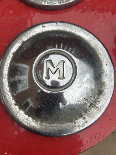 Morris hub cap logo 8 - hub, cap,