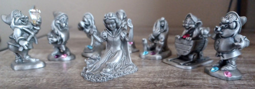 Rare 8pc disney - 8pc, snow