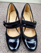 Clarks Womens Black Suede Mary
