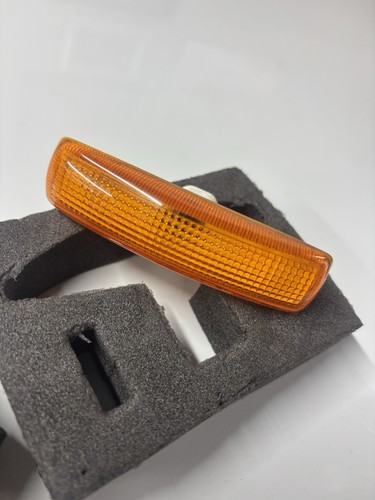 Pair wing indicator repeaters - pair,