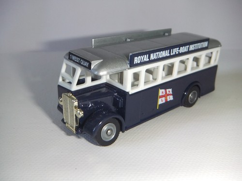 Rnli lifeboats bus - rnli,