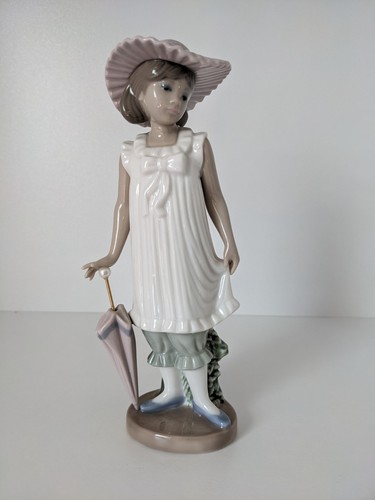 Nao lladro 1126 april - by, #1126