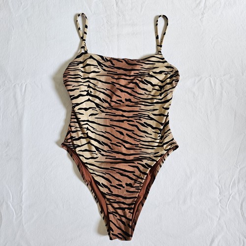 Vtg tiger stripes pamela - vtg,