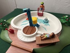 Playmobil Family Fun Swimming Pool With Real Water Pump Shower 9422 With Figures